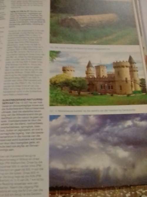 South Africa travel guide by Maxwell Leigh.