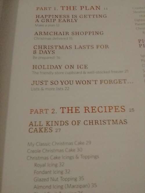 Delia's, Happy Christmas.