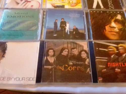 25x  VERY GOOD CD COLLECTION - (ON BID TAKES ALL) - SEE BELOW FOR SCANS.