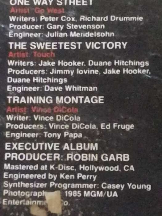 ROCKY IV (ORIGINAL SOUNDTRACK) - VINYL IN EXCELLENT CONDITION - SEE BELOW FOR INFO.
