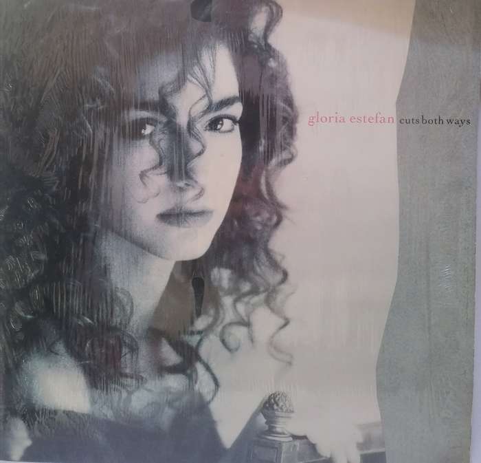 GLORIA ESTEFAN (CUTS BOTH WAYS) - VINYL IN EXCELLENT COND. - SEE BELOW FOR INFO.