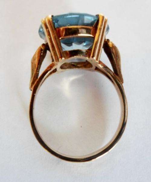 GORGEOUS!! LARGE VINTAGE 9ct ROSE GOLD & BLUE TOPAZ RING SIZE O 6.4gr GORGEOUS!! LARGE VINTAGE 9ct