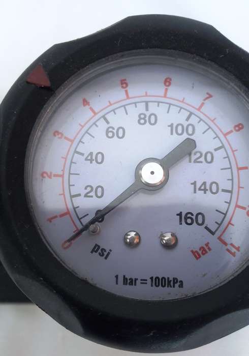 Ryder Floor Pump - With Pressure Guage
