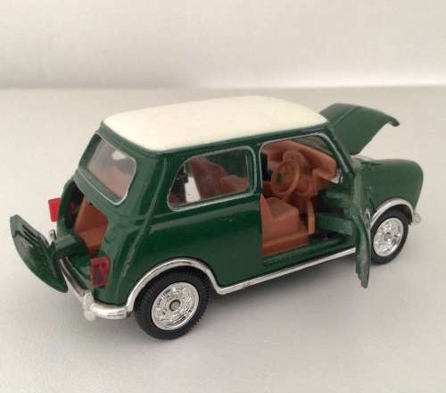 Fully Opening Made in Japan 1980s Tomy Tomica Dandy Morris Mini Cooper S Mark 1 scale 1/43