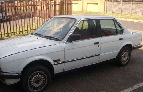 BMW 316  1998 MODEL      ###  VIEW BEFORE BIDDING ###NO RESERVES