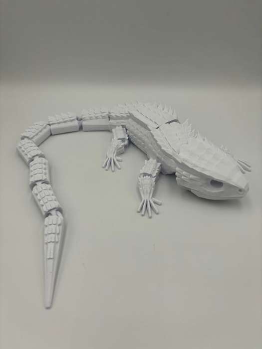 Articulated Red-eyed crocodile skink - 3d Printed 38cm (White)
