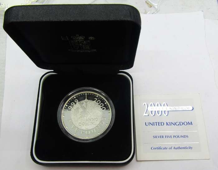 United Kingdom Millenium 2000 999 Silver Proof 5 Pounds in original box with COA
