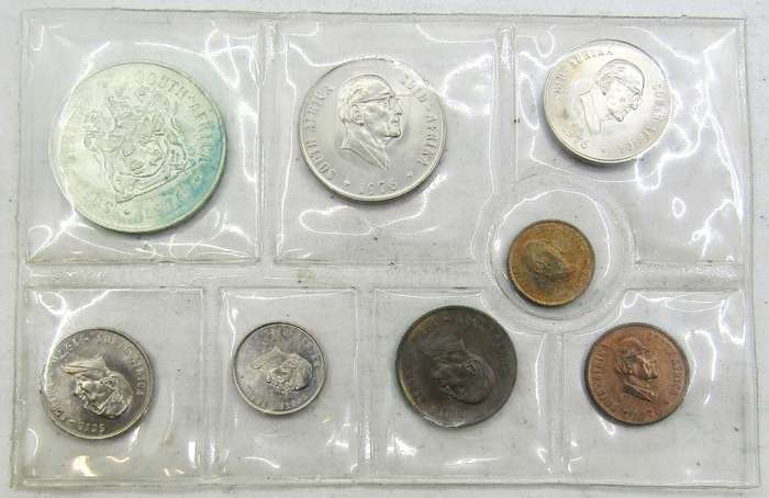 3x 1976 Republic of South Africa Mint  Set with SILVER RAND  unopened as issued-3 Available