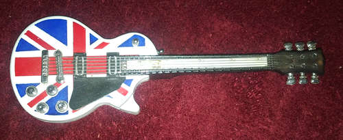 ELECTRIC GUITAR LIGHTER WITH FLASHING LIGHTS