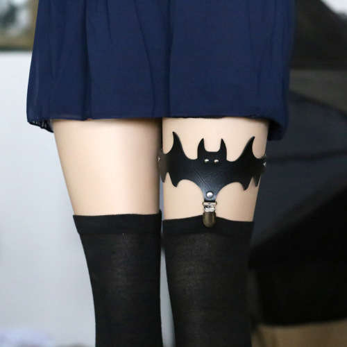 PU Leather Bat Garter - Black (Single)