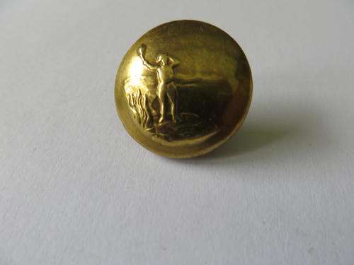 MILITARY BUTTON - AS PER SCAN - WILL COMBINE POSTAGE