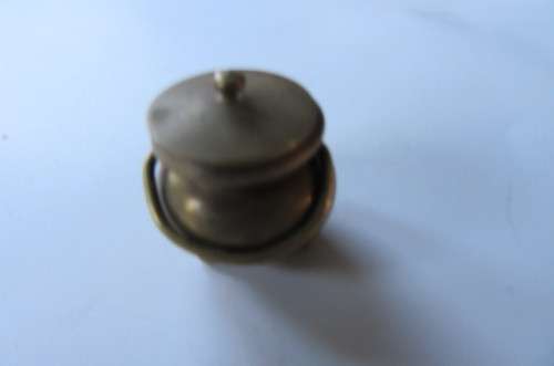 SMALL BRASS ORNAMENT FOR YOUR PRINTERS TRAY - POTJIE POT - AS PER SCAN - PLEASE ASK FOR COMBINED