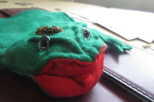 MY FAVORITE A LONG TIME AGO - HAND PUPPET - THE FROG KING