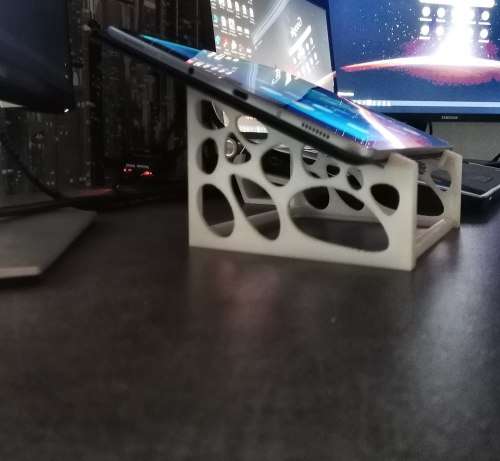 Voronoi Tablet/iPad Stand with Charging Capabilities