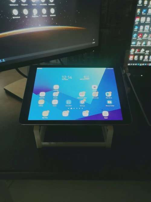 Voronoi Tablet/iPad Stand with Charging Capabilities
