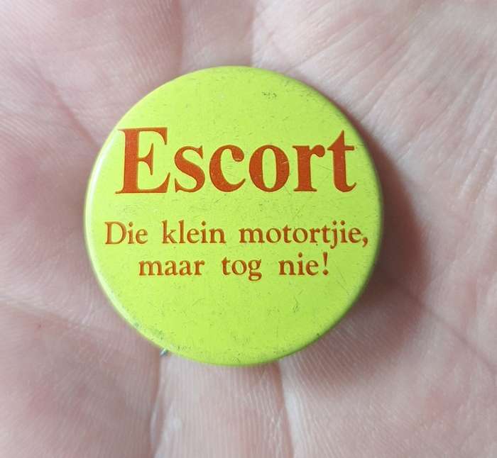Vintage Escort pin
