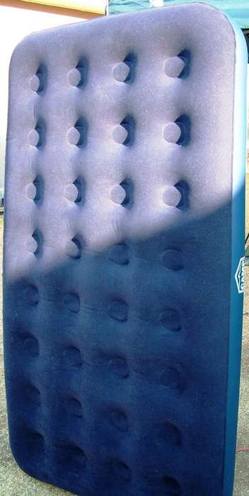 CAMPMASTER AIRBED **SINGLE BED** USED AS DISPLAY