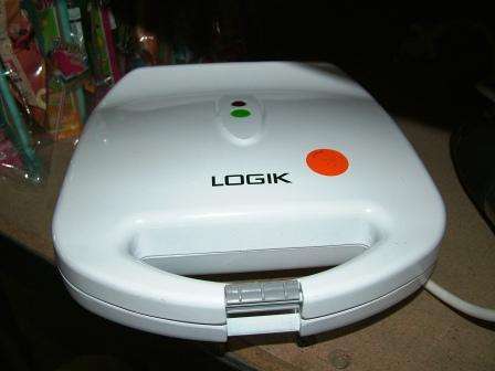 FLAT SANDWICH MAKER : USED AS DEMO