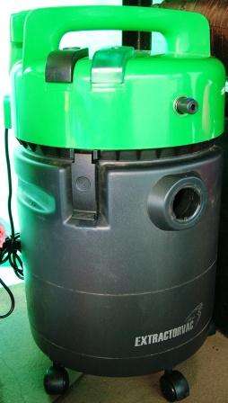 1800W ELECTROLUX EXTRACTOVAC VACUUM CLEANER /CARPET WASHER : USED AS DISPLAY