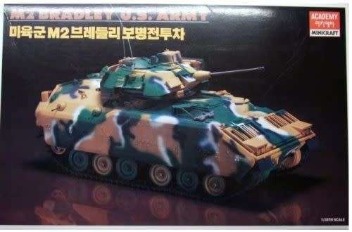 Academy Model, M2 Bradley U.S. Army 1/35 Scale
