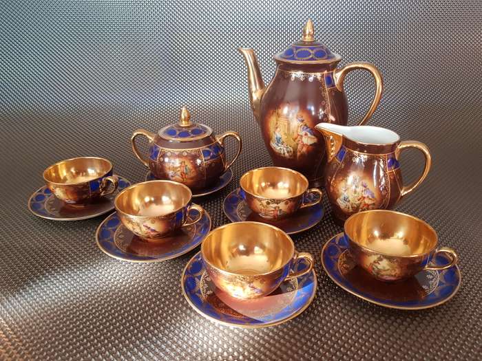 Stunning Tea/Coffee Set