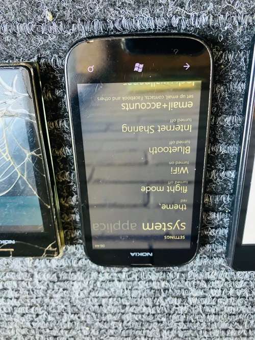 clearance - Sony, Mint, Nokia Smartphones [ Spares or Repairs ]