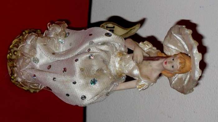VINTAGE FIGURINE 18CM DETAILED - READ DESC, SEE PICs BELOW - POSTAGE R65