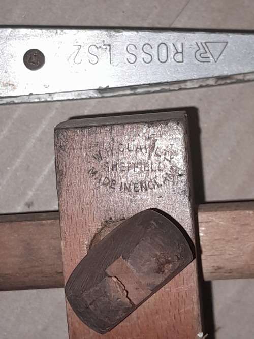 MARKING GAUGE (MAKERS MARK) & ALUMINUM SPIRIT LEVEL - BUBBLES INTACT- See Pictures