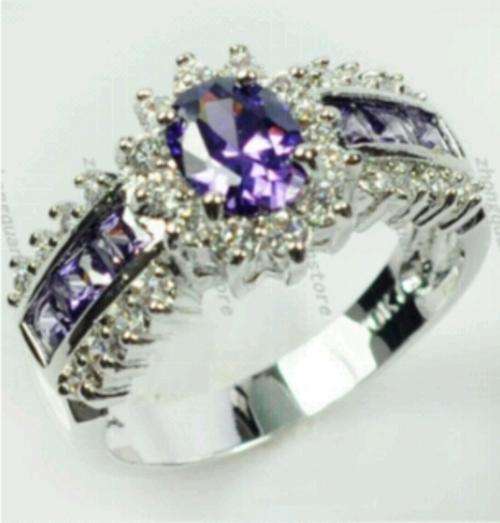 18K White Gold Amethyst Ring