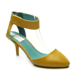 Fashionable Shoes in 3 Colours(Yellow,White,Black)