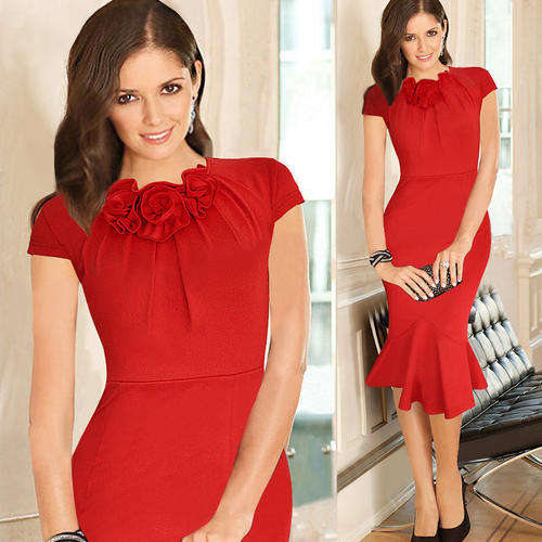 Fashionable Red Dress in size 32