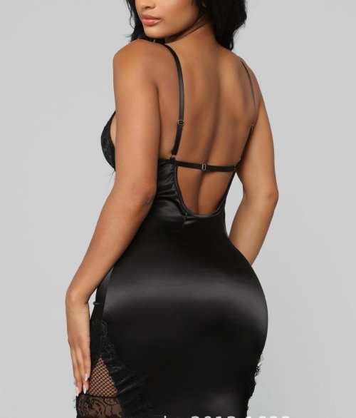 SEXY BLACK DRESS in size 32