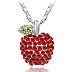 BEAUTIFUL SWAROVSKI APPLE PENDANT on chain