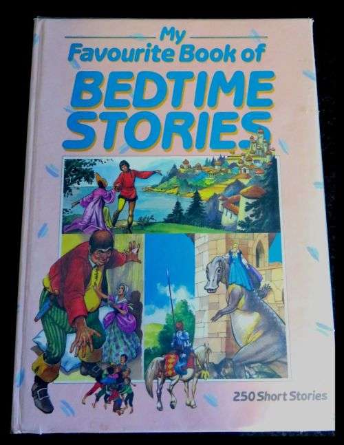 250 Favourite Bedtime Stories : Large Hardcover : In Good Condition