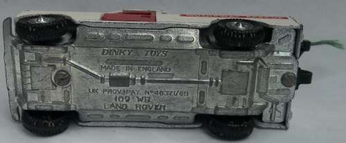 Dinky Toys 109 WB Land Rover Motorway Rescue 1970's made in England Die Cast Model