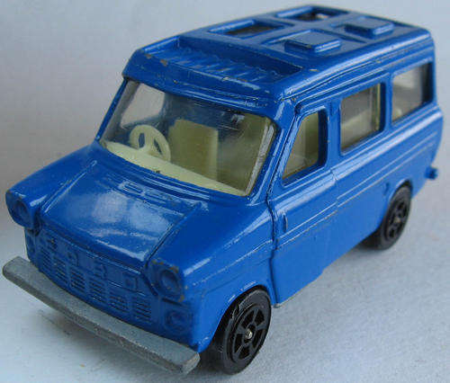 Corgi Whizzwheels Juniors Ford Transit Caravan - 1970 - Made in England Vintage Die Cast