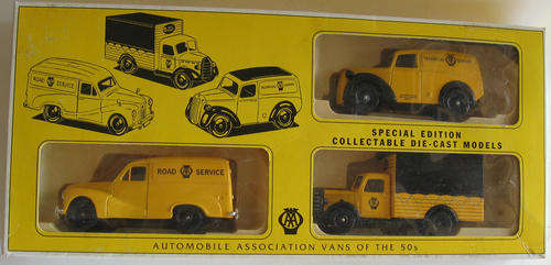 BOXED LLEDO 3 MODELS VANS OF THE 1950s MADE IN ENGLAND DIE CAST MODELS