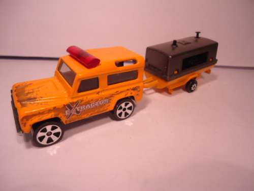 Majorette - Land Rover 90 Extractor + Trailer