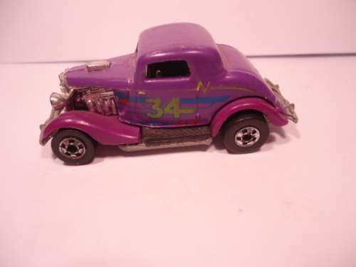 Hotwheels - # 2334 - 1980 - 3 Window `34 - 1 rivet - 34 Good Year Trf - made in Malaysia