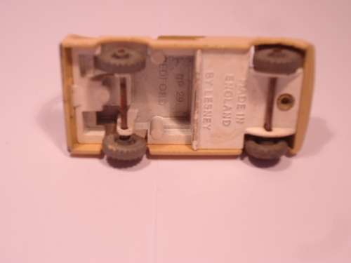 Matchbox Regular Wheels - Bedford Milk Truck - GMW - # 29A