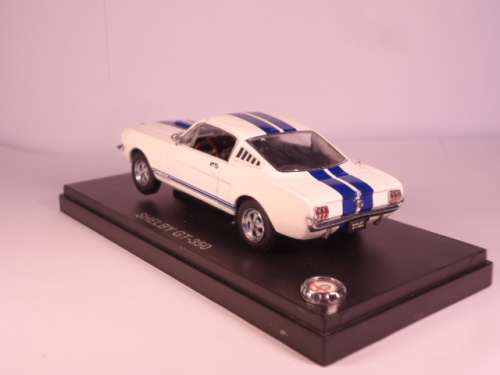 Kyosho - Shelby GT-350