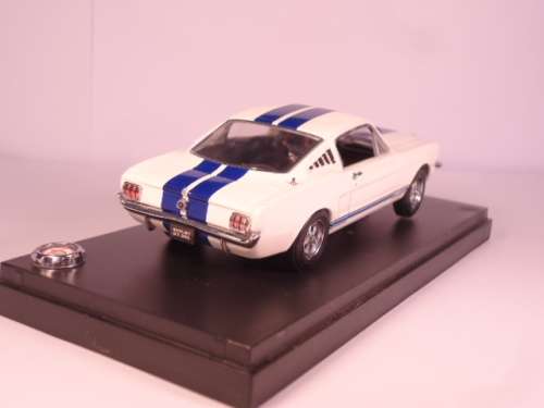 Kyosho - Shelby GT-350