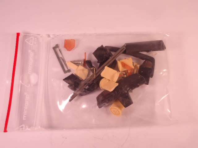 Alezan - Alfa Romeo 146 1.7l 16V 1995 - Unbuilt Resin Kit