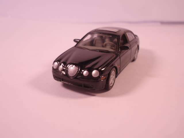 Road Signature/Cararama - Lot of 3 Models