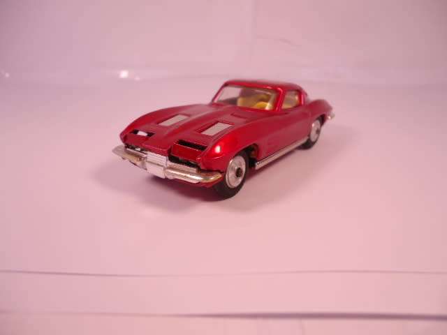 Corgi - Chevrolet Corvette Stingray - #310-A1