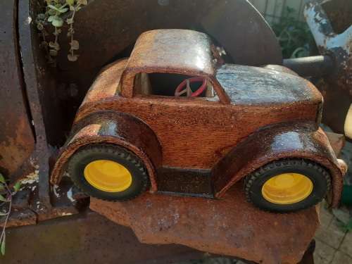 Hand carved Wooden Car - Glitter `Rod