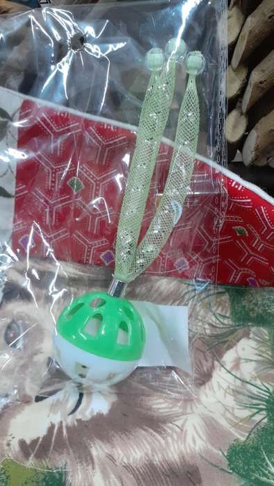 Cat Toy Bell Ball - Green