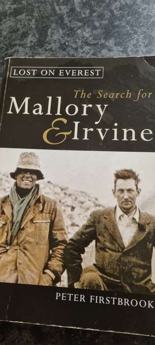 Lost on Everest. The search for Mallory and Irvine. Peter Firstbrook