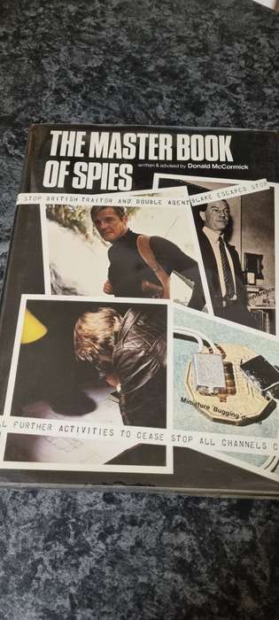 The Master Book of Spies. Donald McCormick.