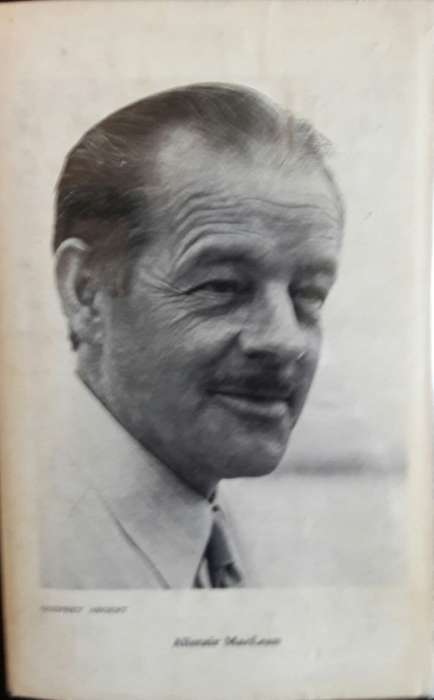 Circus -Alistair Maclean